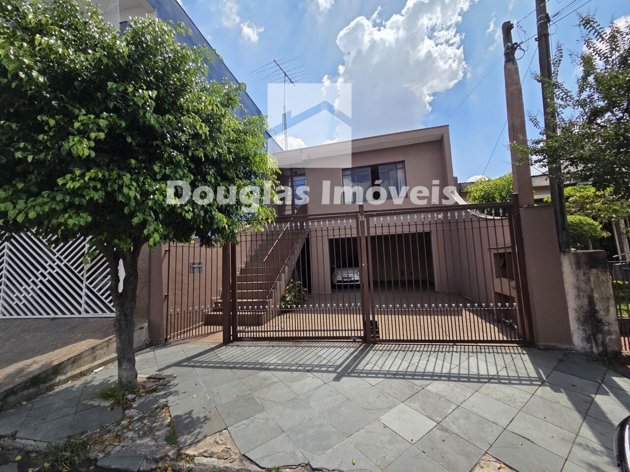 Casa Assobradada para Venda - São João Clímaco