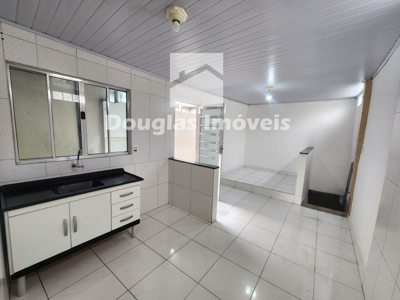 Casa Assobradada para Locação - São João Clímaco