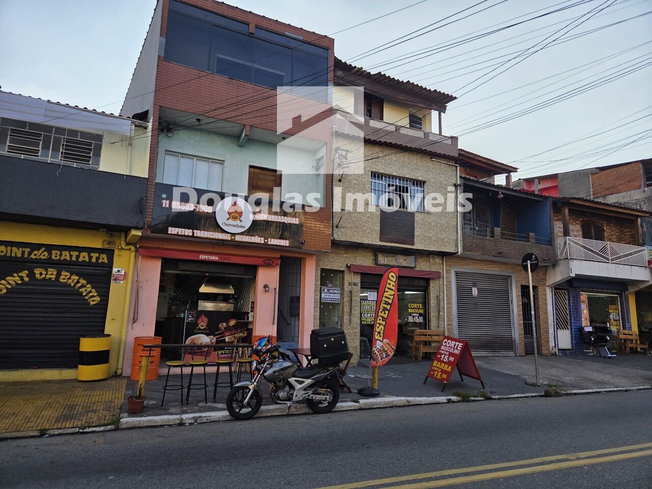 Casa Assobradada para Locação - São João Clímaco