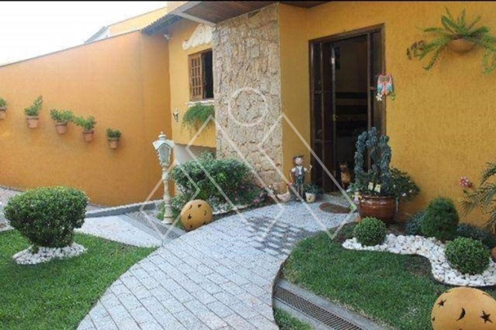 Casa, 3 quartos, 300 m² - Foto 2
