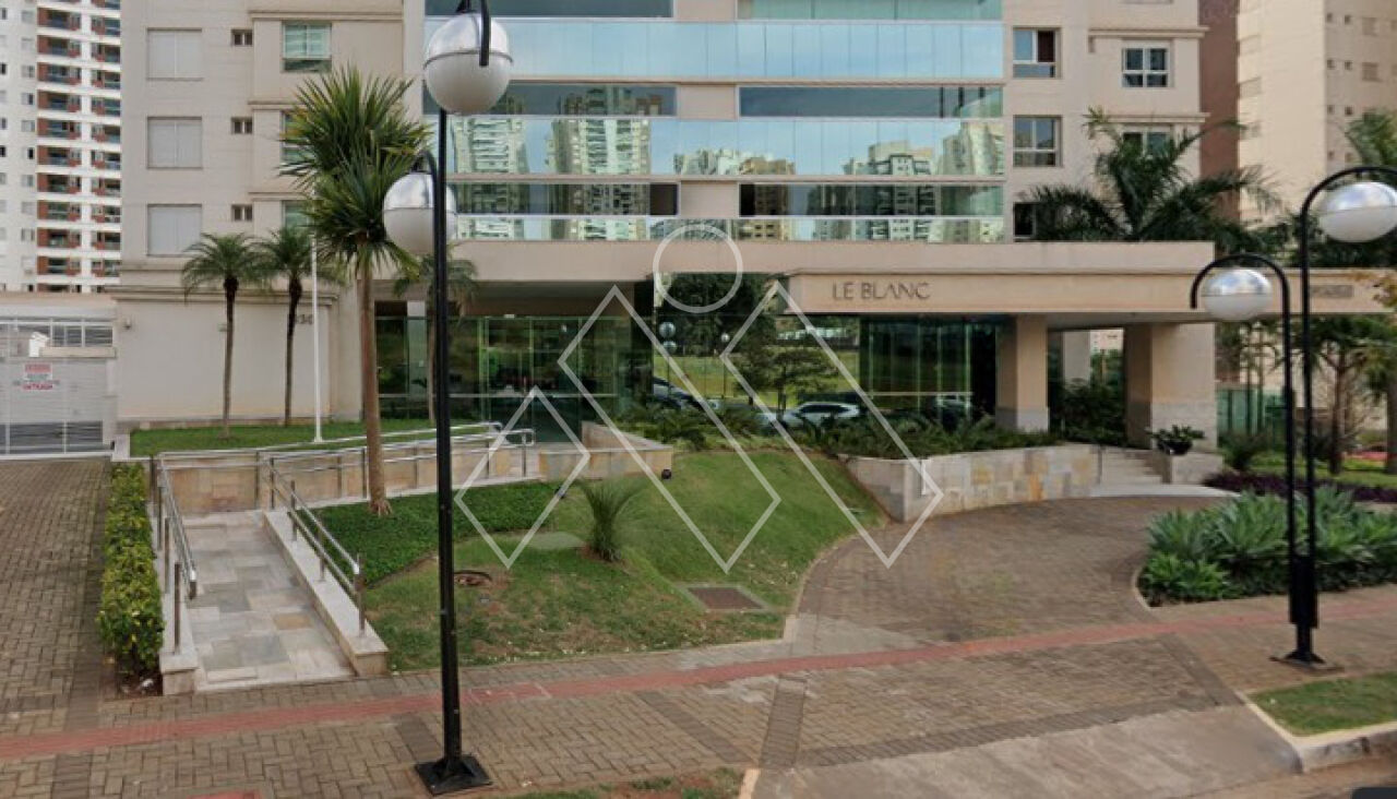 Apartamento, 3 quartos, 236 m² - Foto 2
