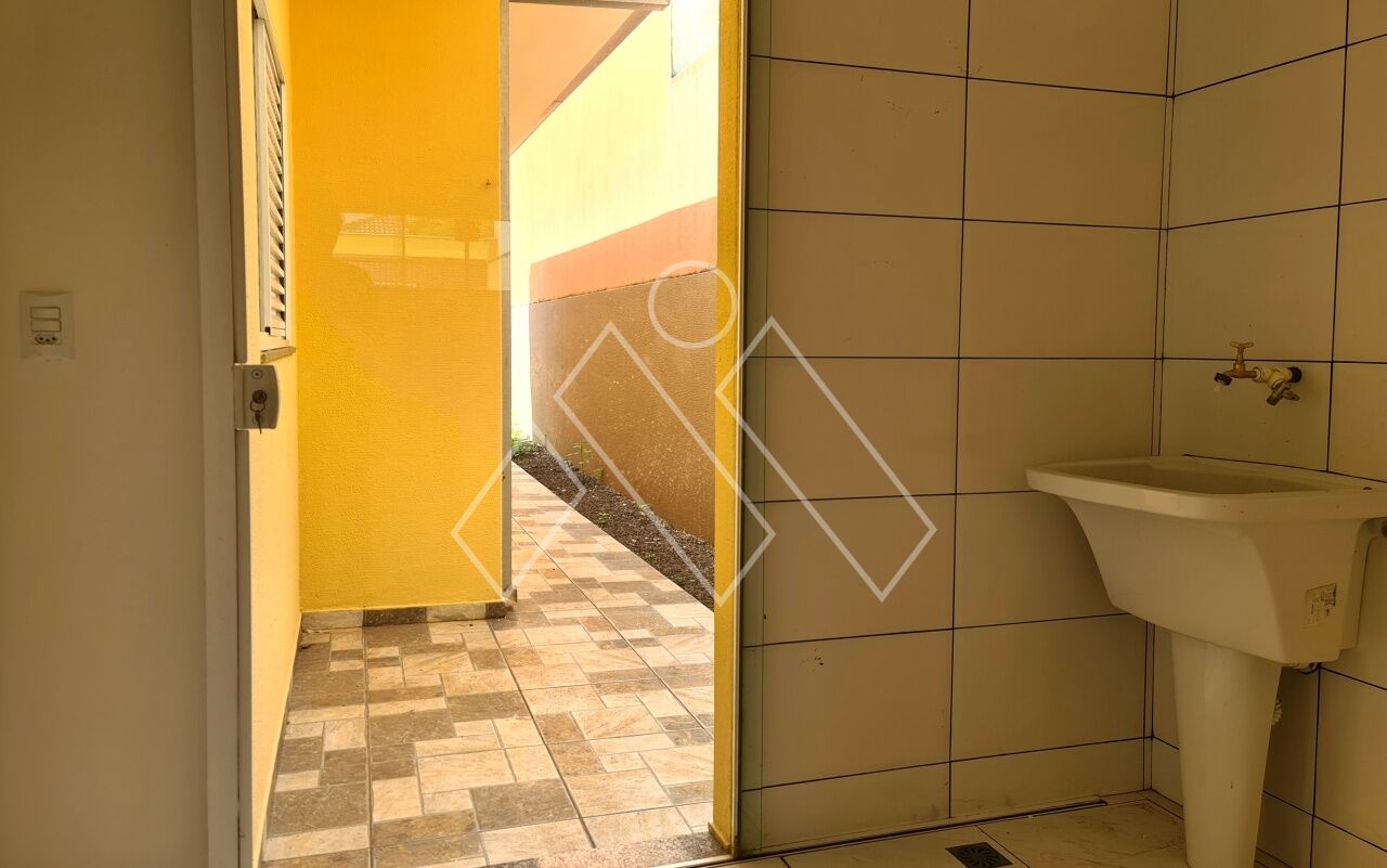 Casa à venda com 3 quartos, 90m² - Foto 13