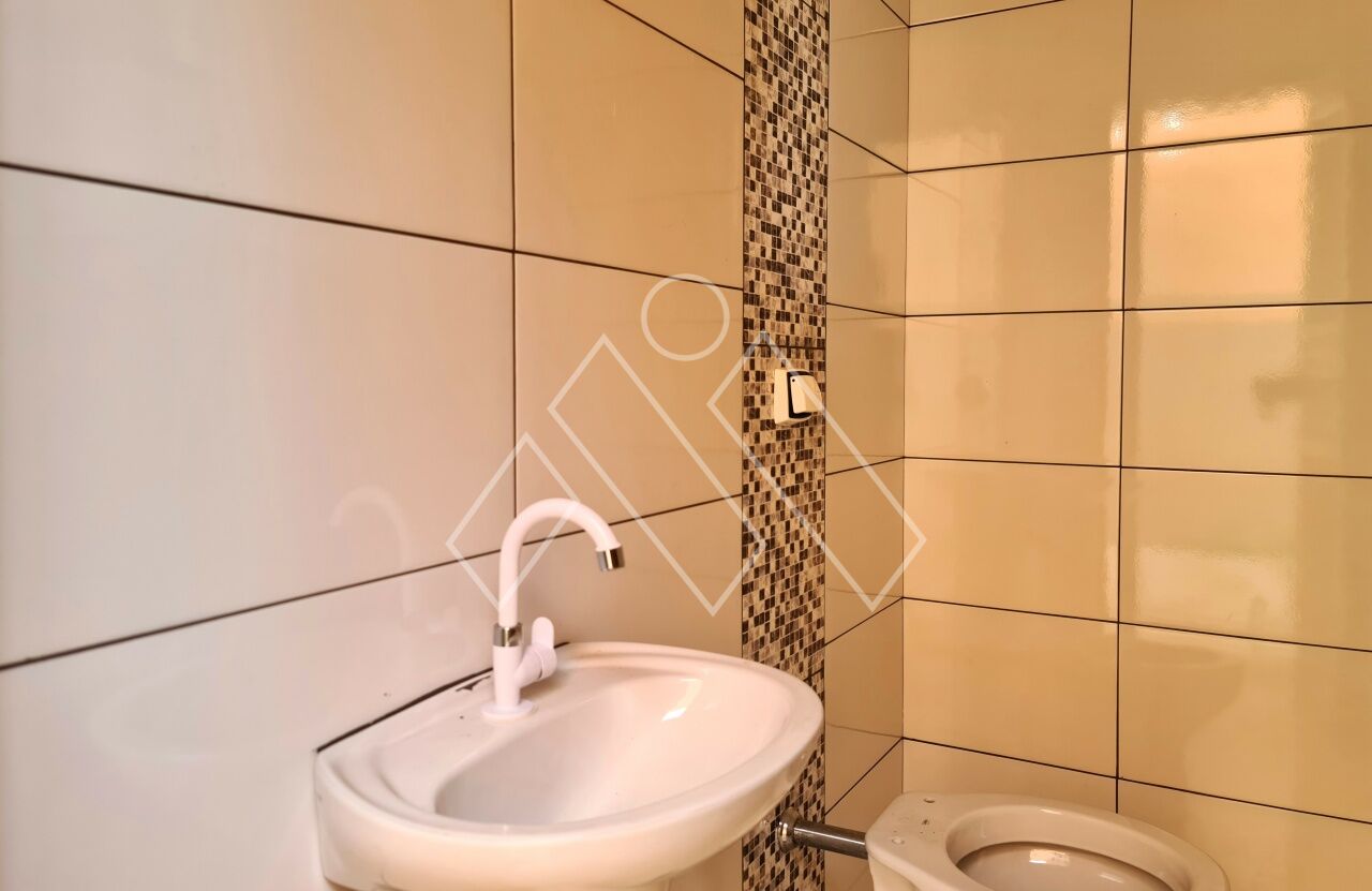 Casa à venda com 3 quartos, 90m² - Foto 26