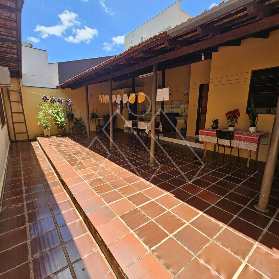 Casa Comercial à venda, 175m² - Foto 2