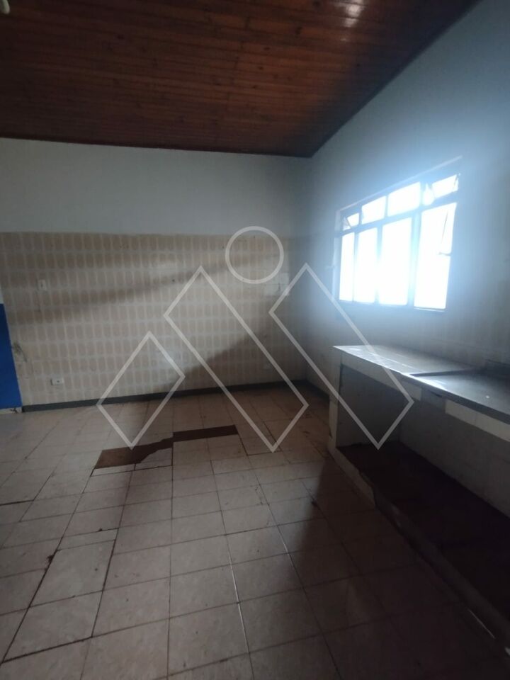 Casa Comercial à venda com 3 quartos, 140m² - Foto 10
