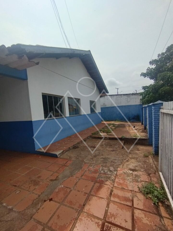 Casa Comercial à venda com 3 quartos, 140m² - Foto 7