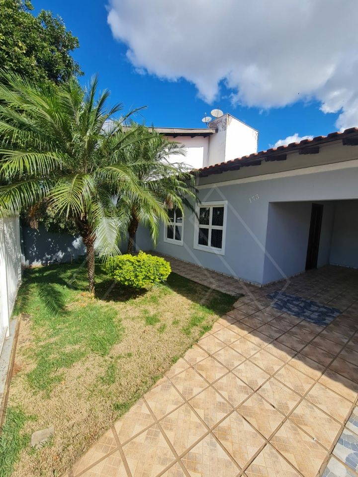 Casa, 3 quartos, 166 m² - Foto 2