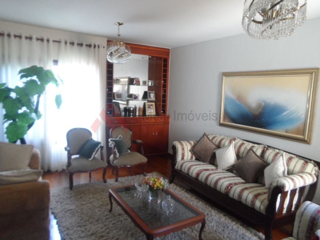 Casa à venda com 4 quartos, 285m² - Foto 6