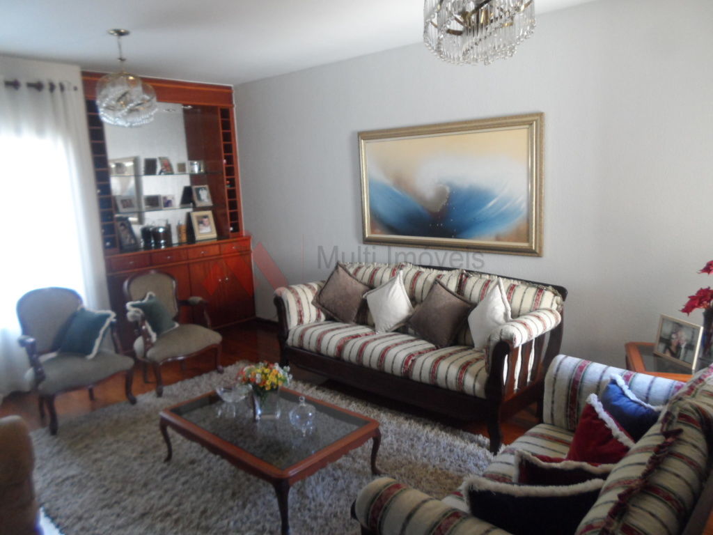 Casa à venda com 4 quartos, 285m² - Foto 5