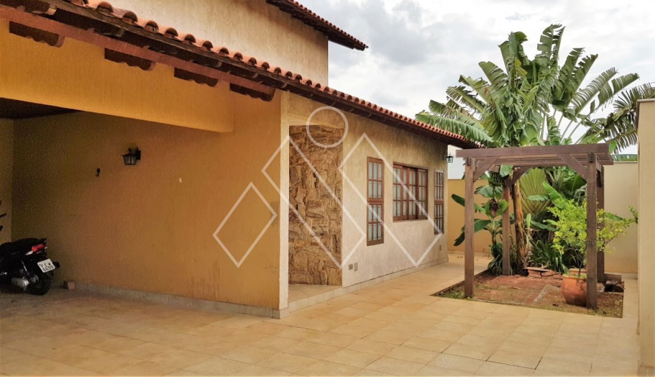 Casa, 3 quartos, 300 m² - Foto 2