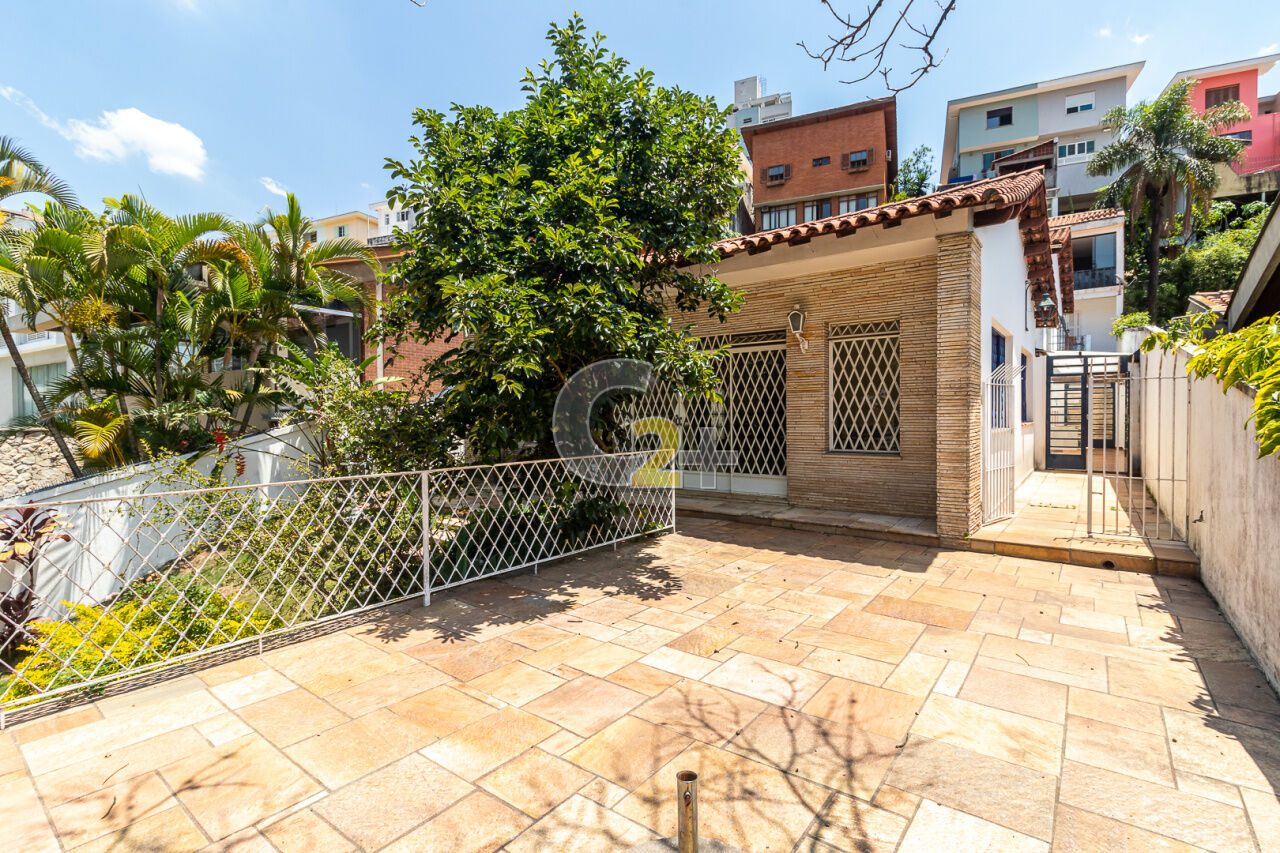 Casa Padrão para Venda - Vila Madalena