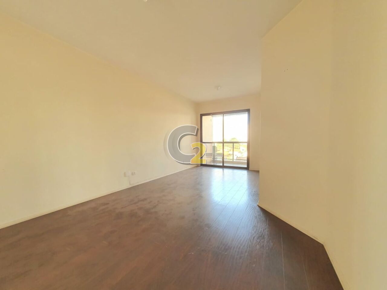 Foto 1 - CC27323