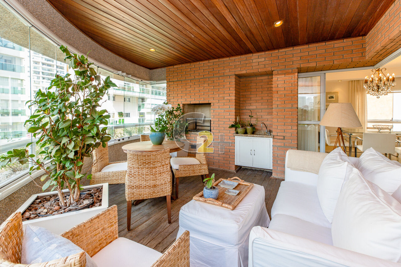 Apartamento para Venda - Moema