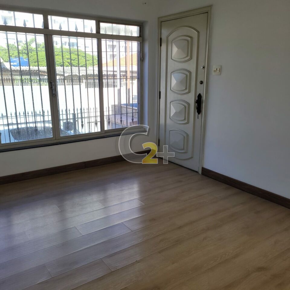 Casa Padrão para Venda - Parque São Domingos