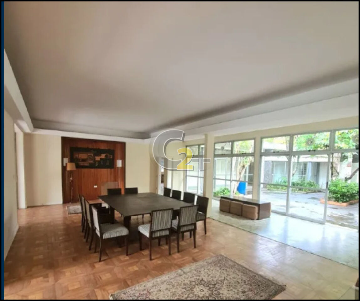 Casa Padrão para Venda - Vila Nova Conceição