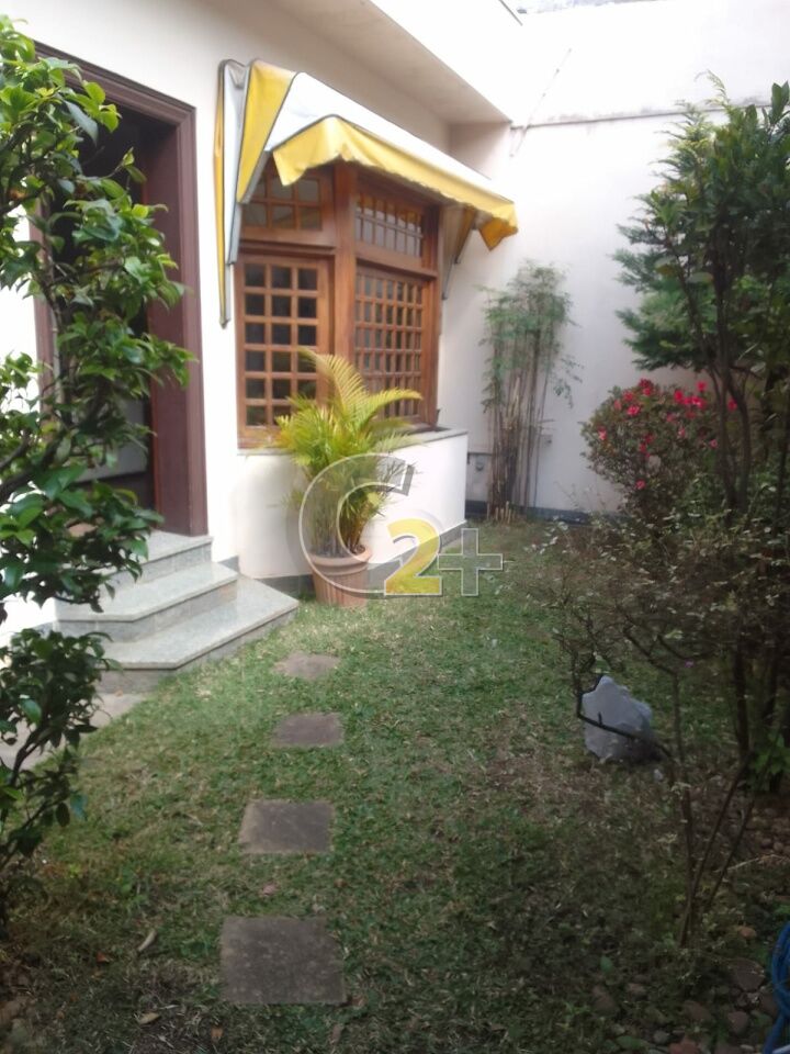 Casa Padrão para Venda - Vila Romana