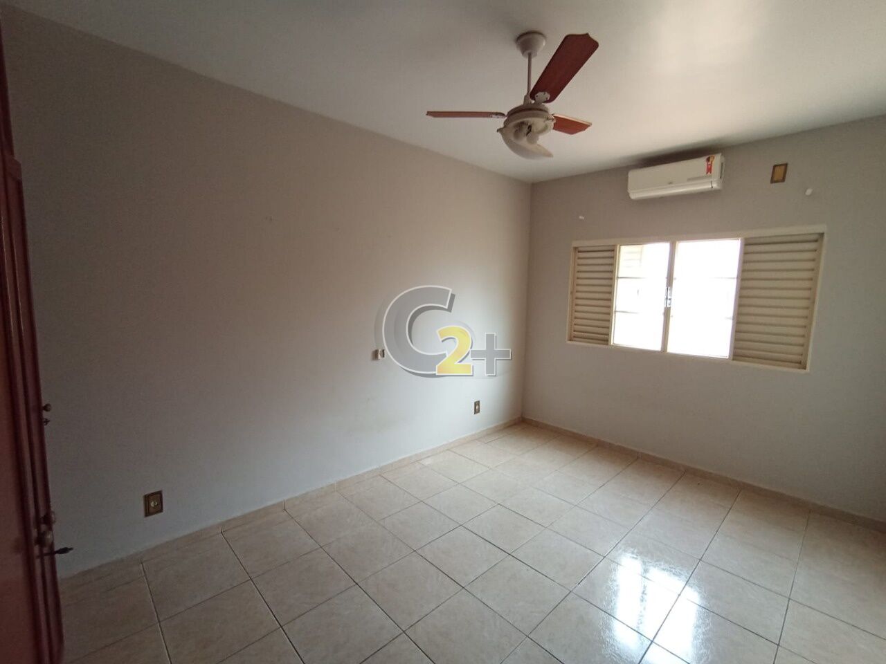 Foto 47 - CC50215