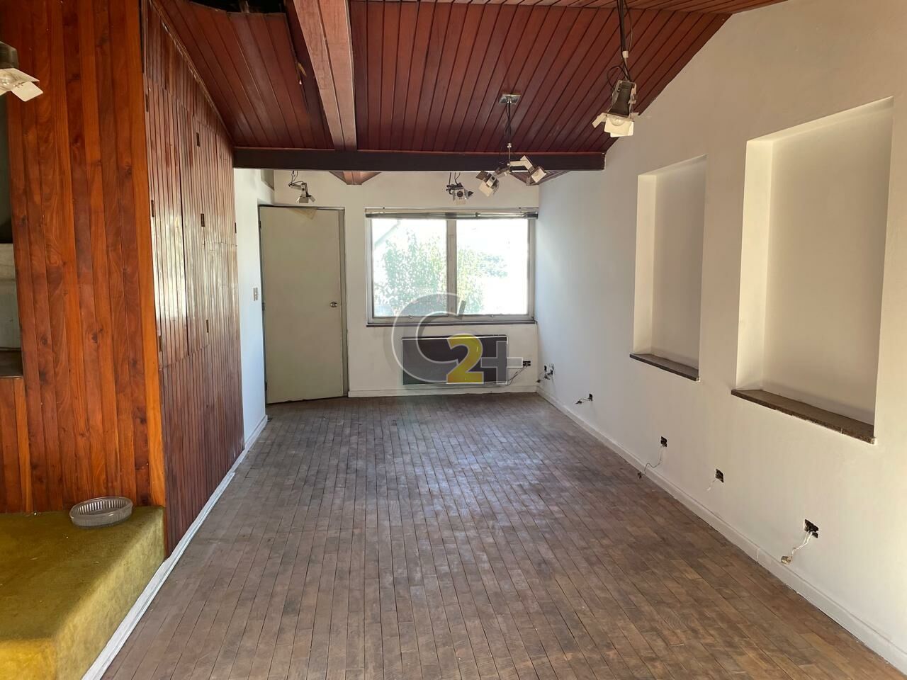 Casa Padrão para Venda - Vila Clementino