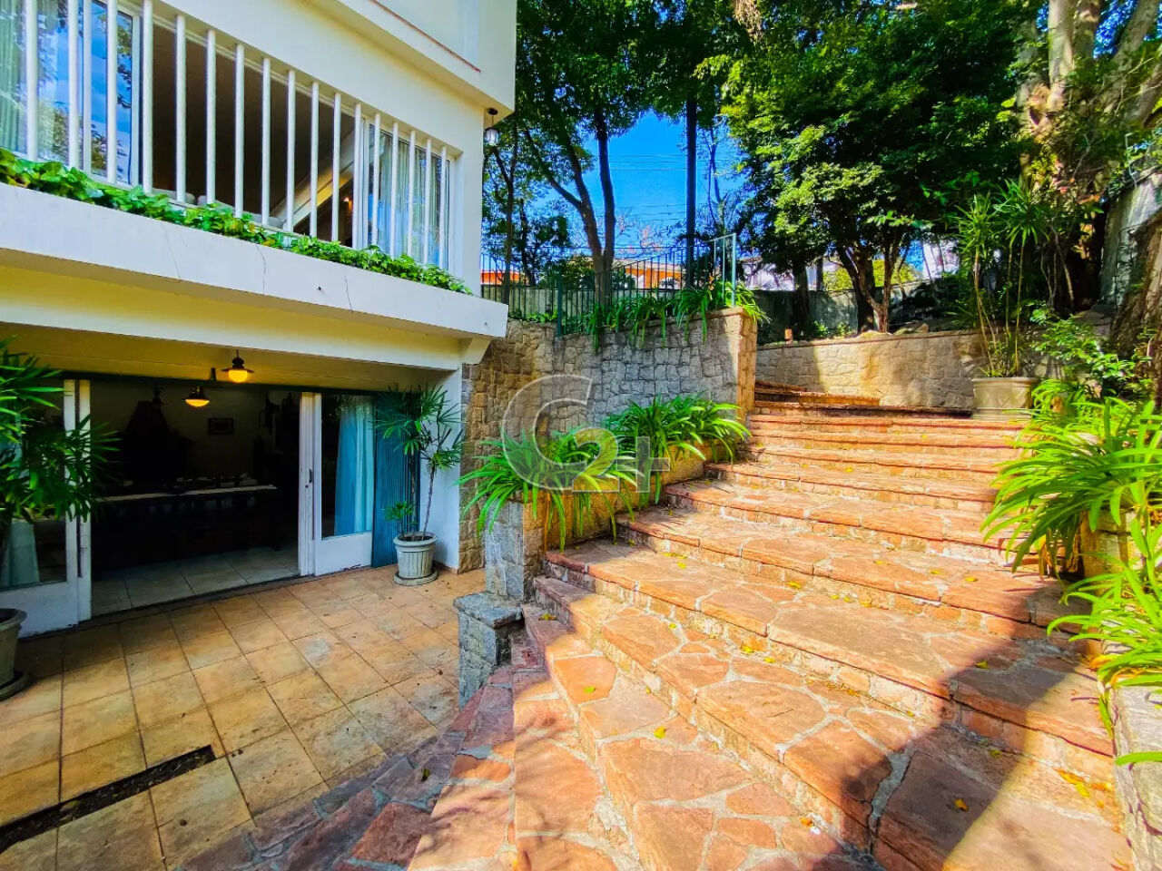 Casa Padrão para Venda - Pacaembu