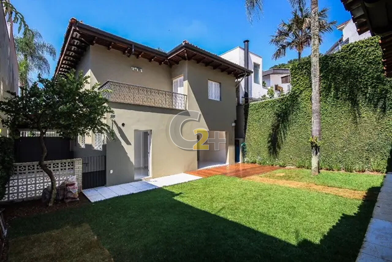 Casa Padrão para Venda - Pacaembu