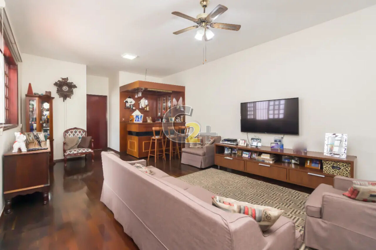 Casa Padrão para Venda - Lapa