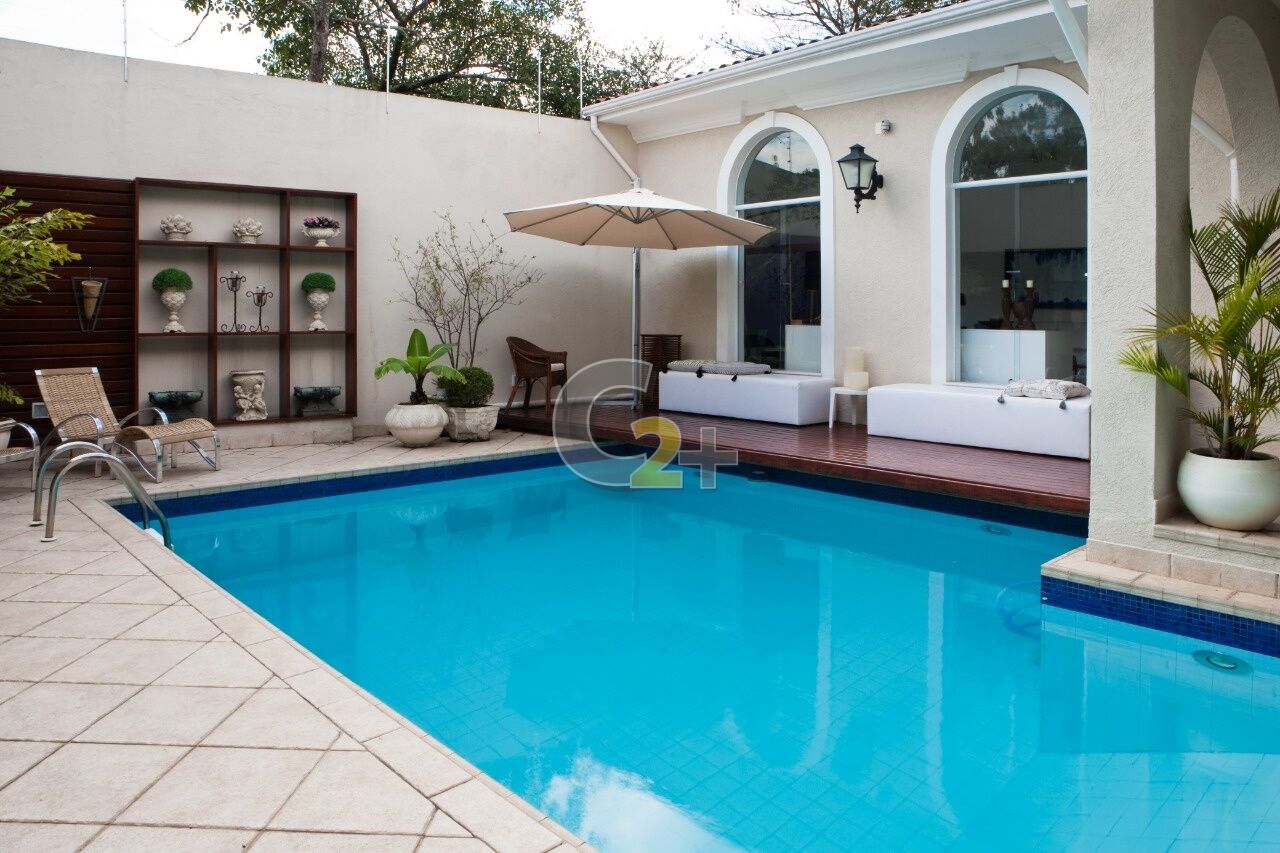 Casa Padrão para Venda - Morumbi