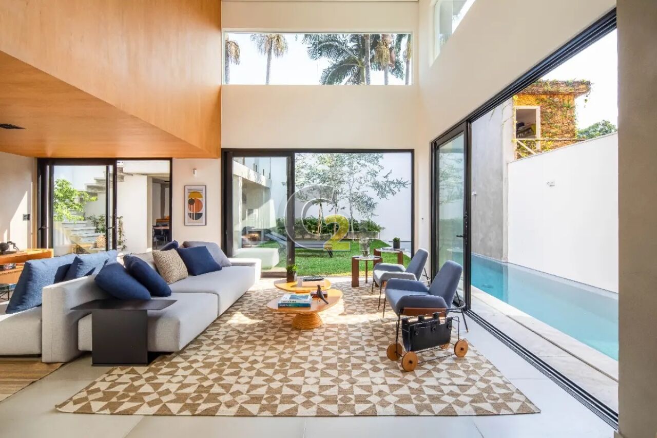 Casa Padrão para Venda - Alto de Pinheiros