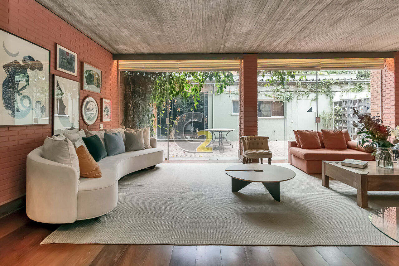 Casa Padrão para Venda - Alto de Pinheiros