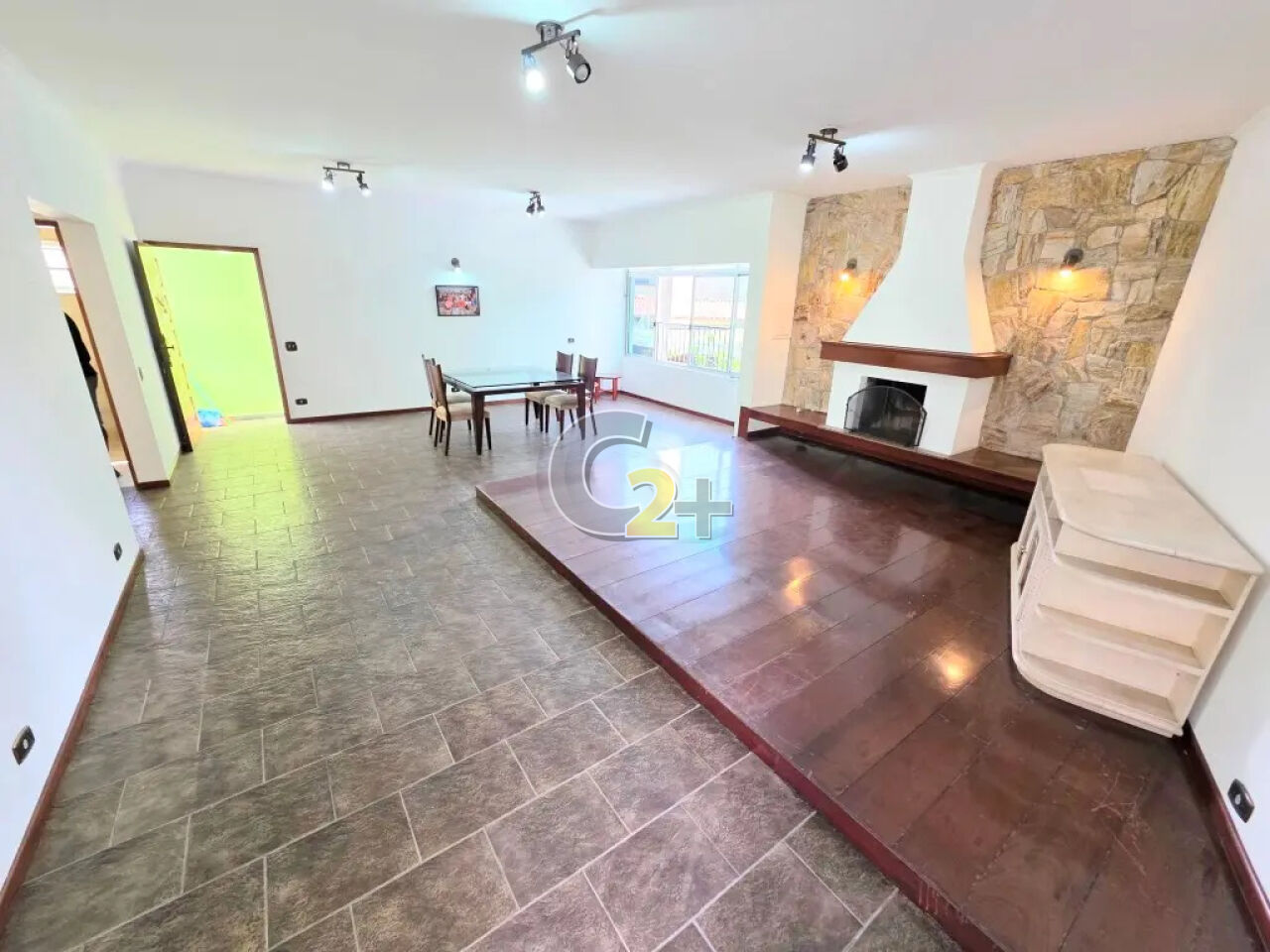 Casa Padrão para Venda - Parque São Domingos