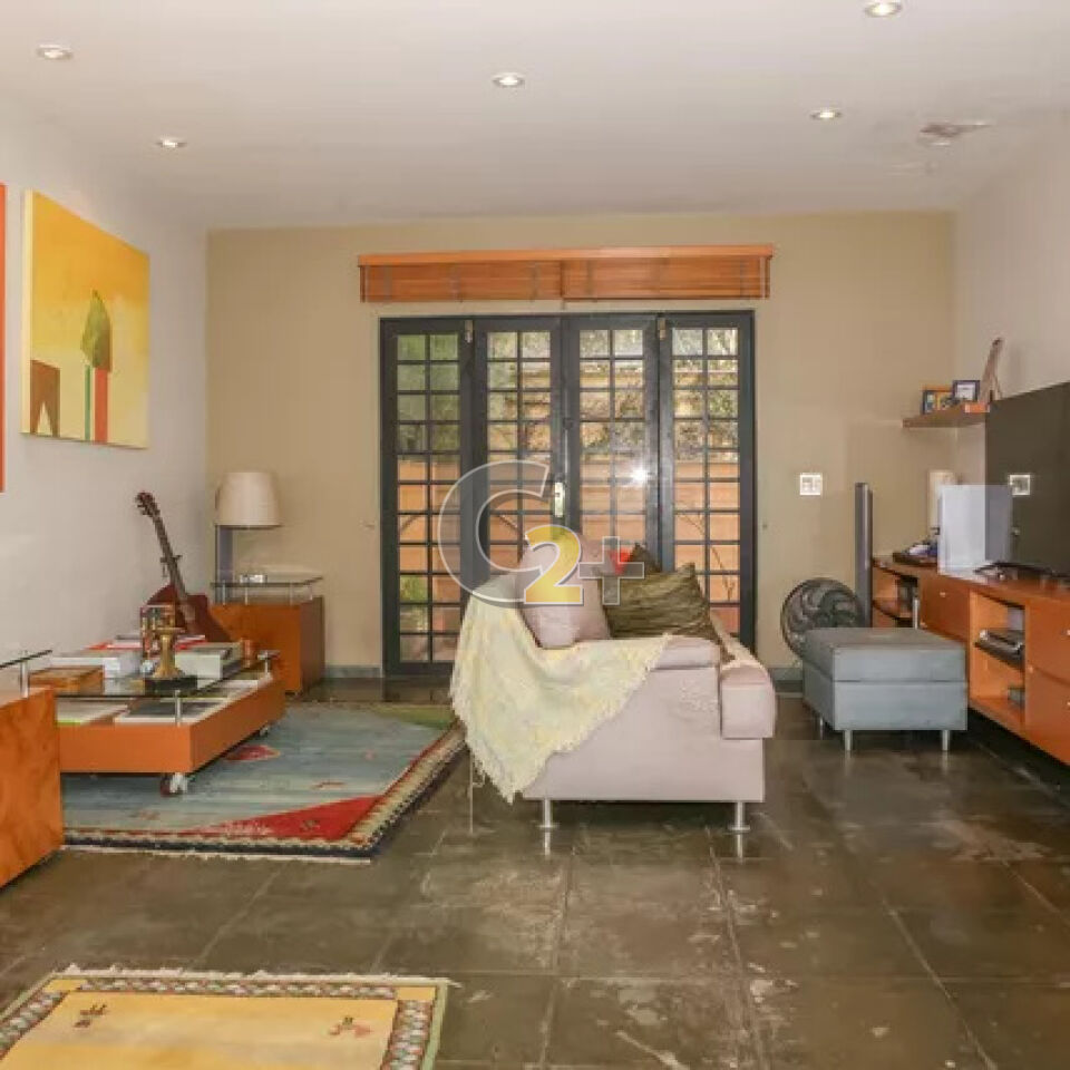 Casa Padrão para Venda - Vila Ipojuca