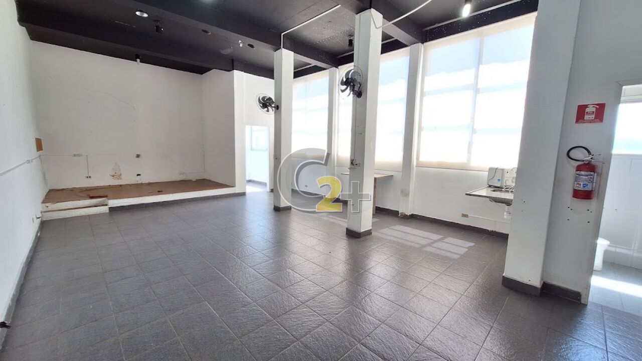 Sobrado Comercial