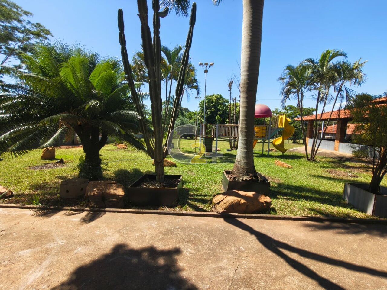 Foto 19 - CC64107