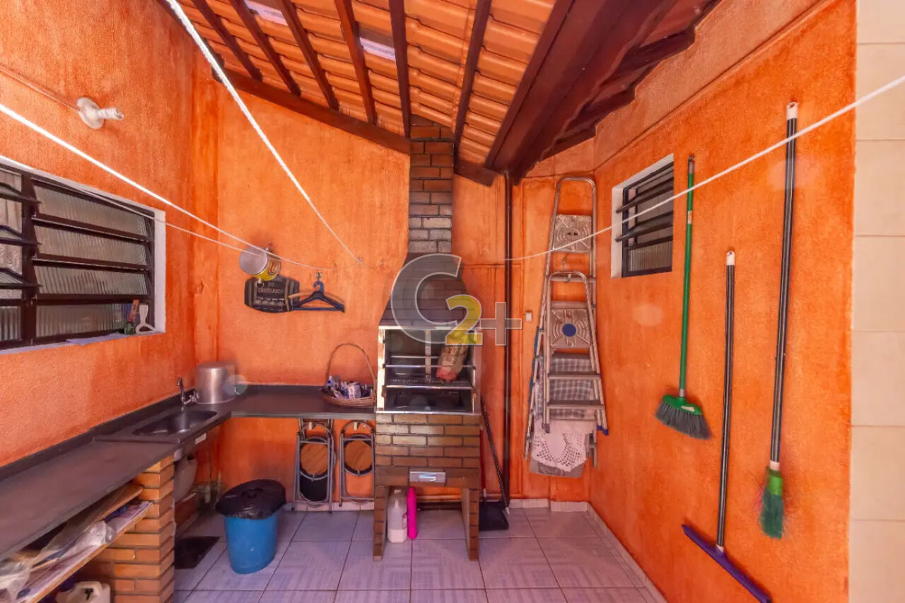 Casa Padrão para Venda - Imirim