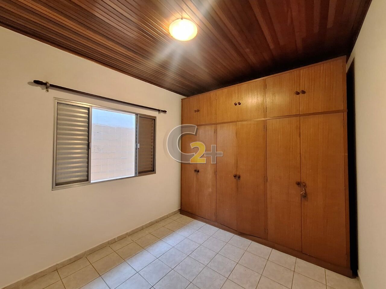 Foto 15 - CC65024
