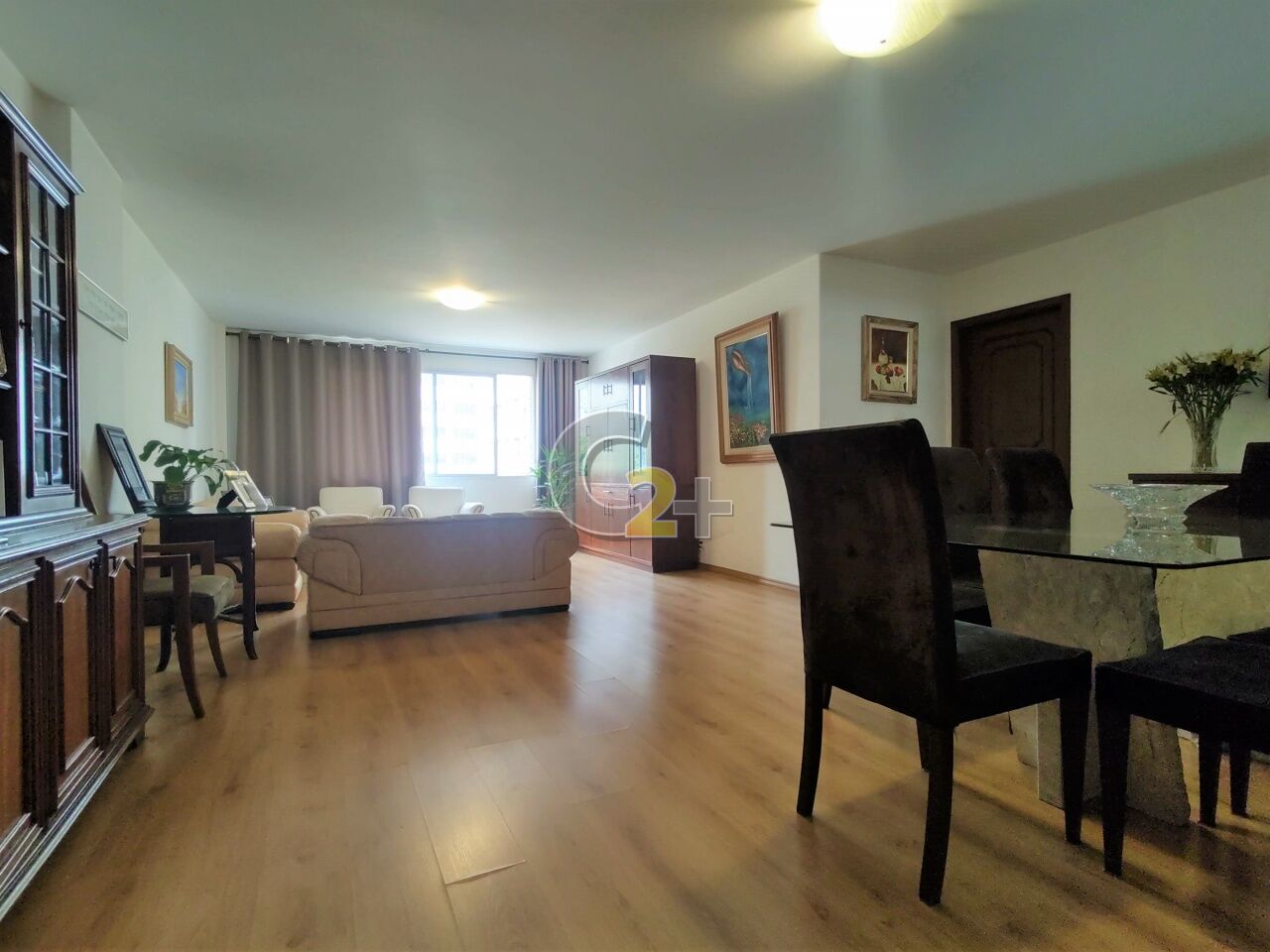 Foto 1 - CC8576