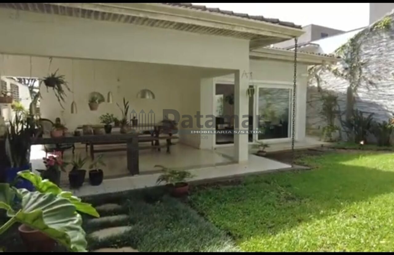 Sobrado para Venda - Jardim Leonor