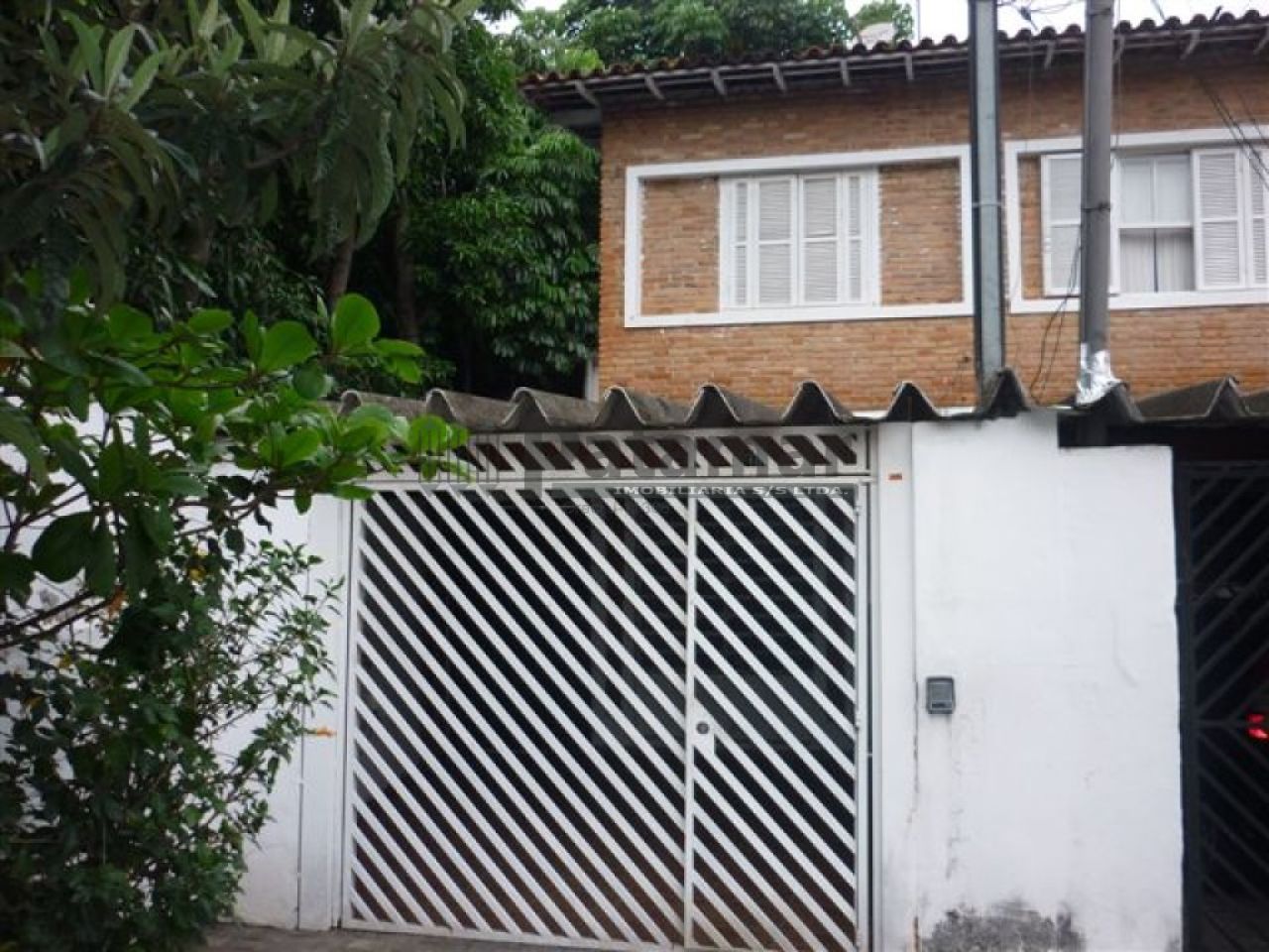 Sobrado para Venda - Caxingui