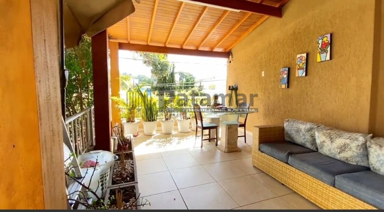 Casa Térrea para Venda - Instituto de Previdência