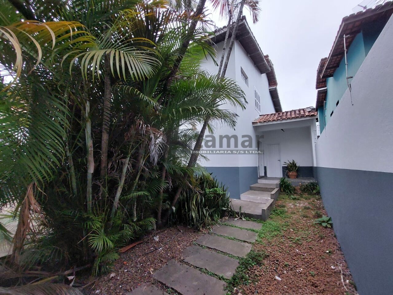 Sobrado para Venda - Caxingui