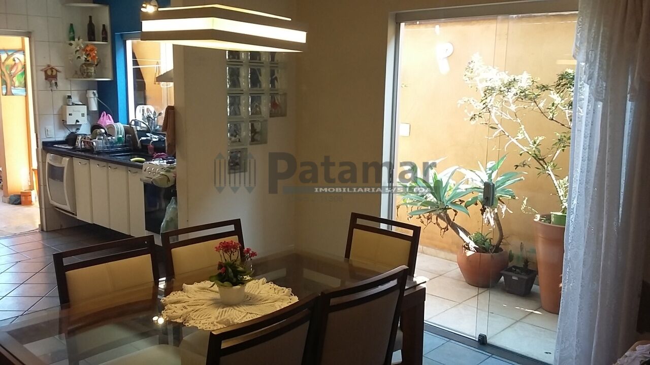 Sobrado para Venda - Jardim Ester