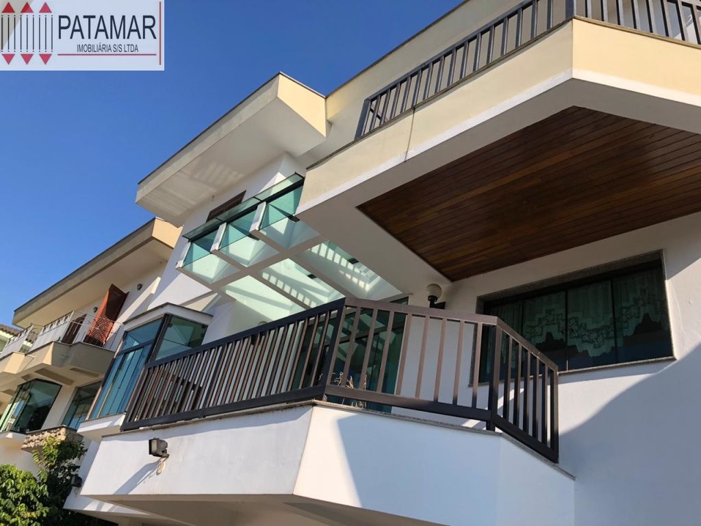 Casa em Condomínio para Venda - Adalgisa