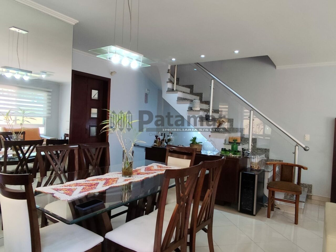 Sobrado em Condomínio para Venda - Instituto de Previdência