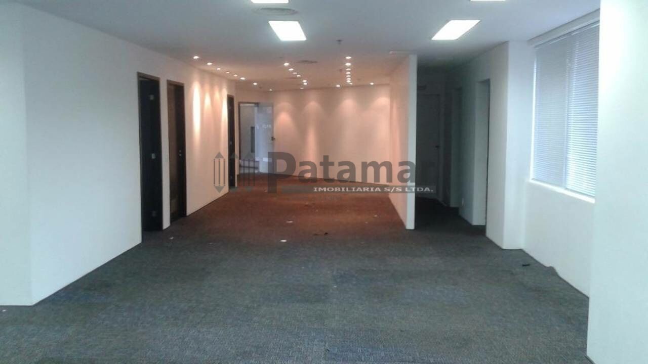 Conj. Comercial para Venda - Cidade Monções
