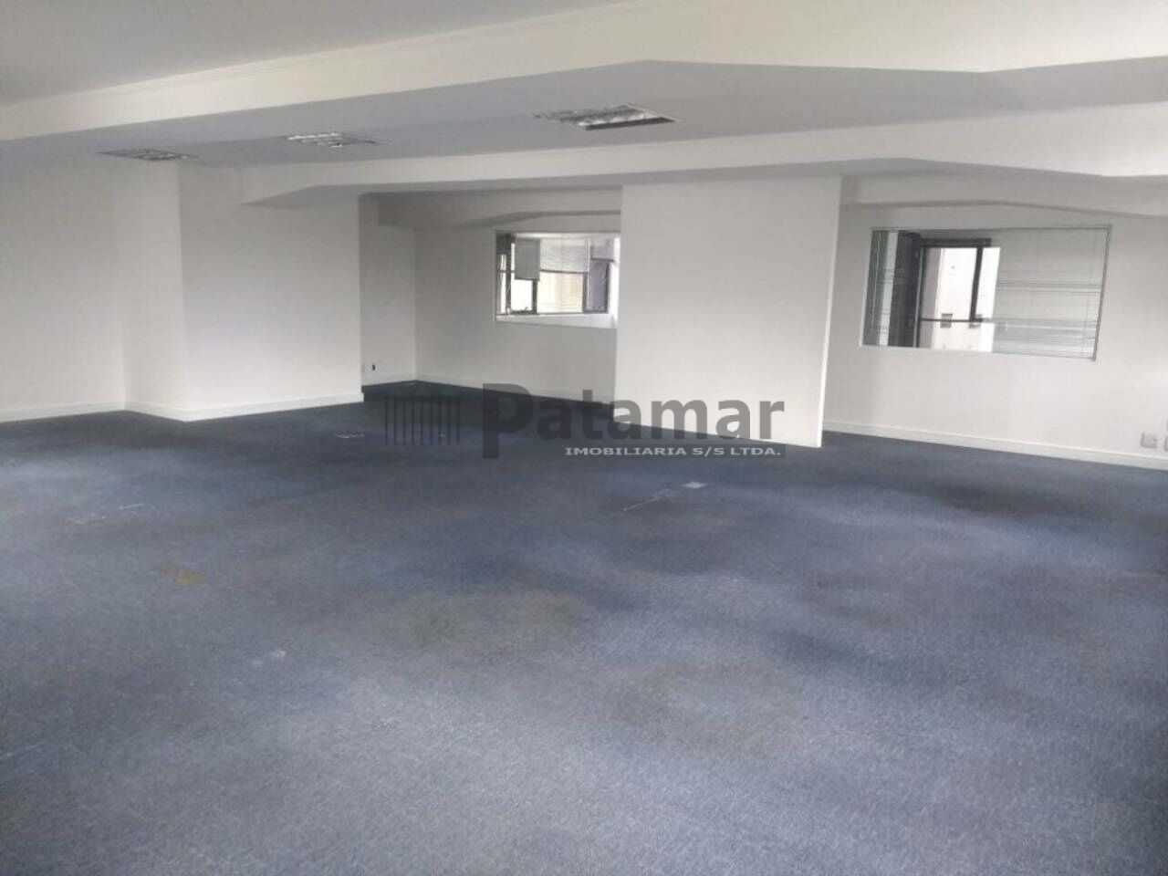 Conj. Comercial para Venda - Cidade Monções