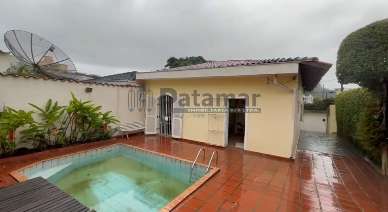 Casa Térrea para Venda - Caxingui