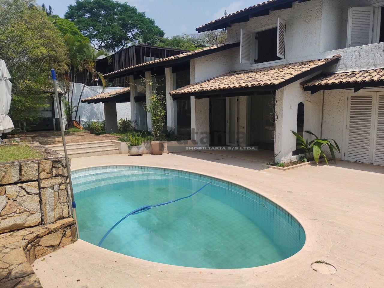 Sobrado para Locação - Jardim Guedala