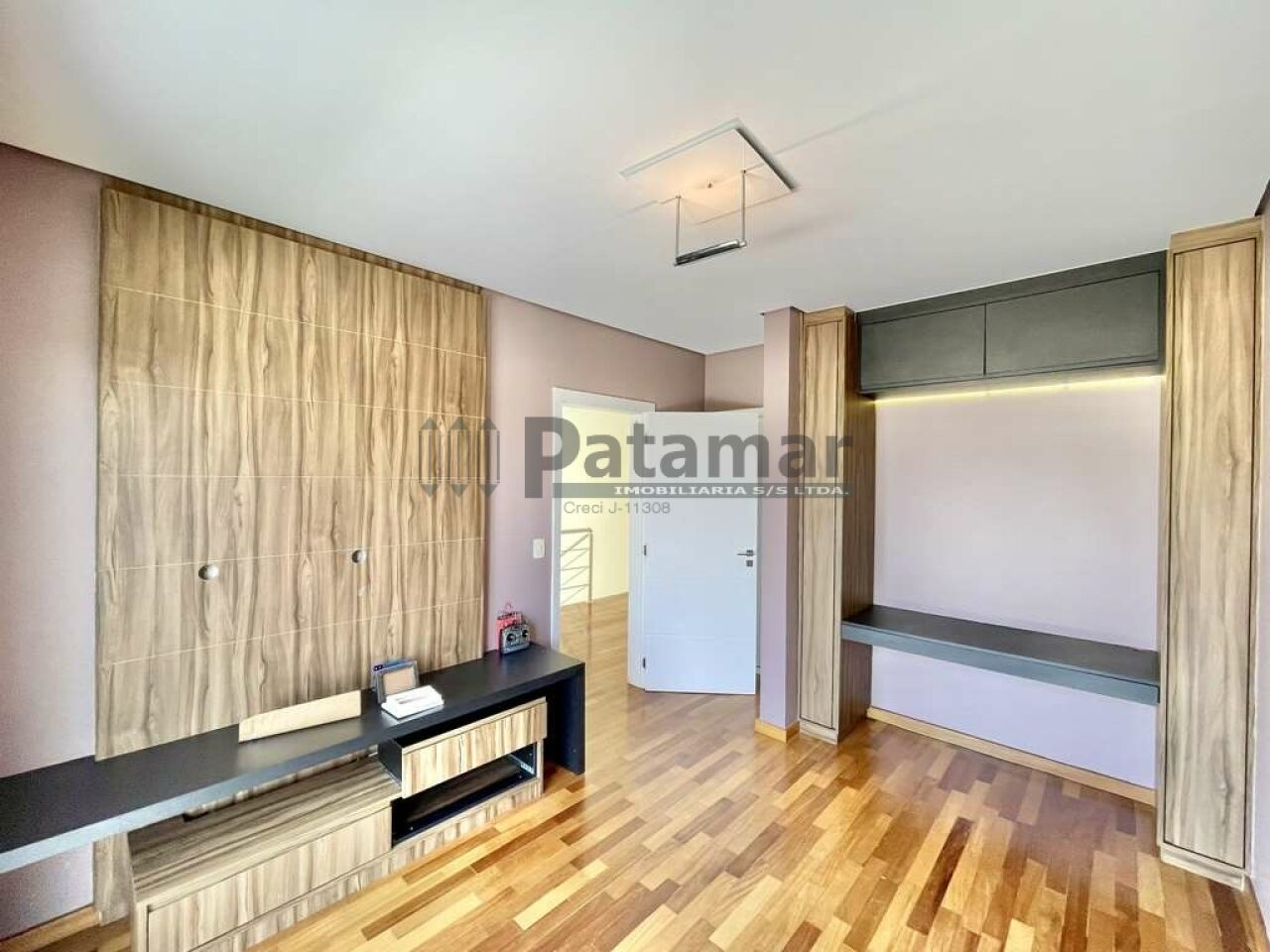 Casa em Condomínio para Venda - Granja Viana