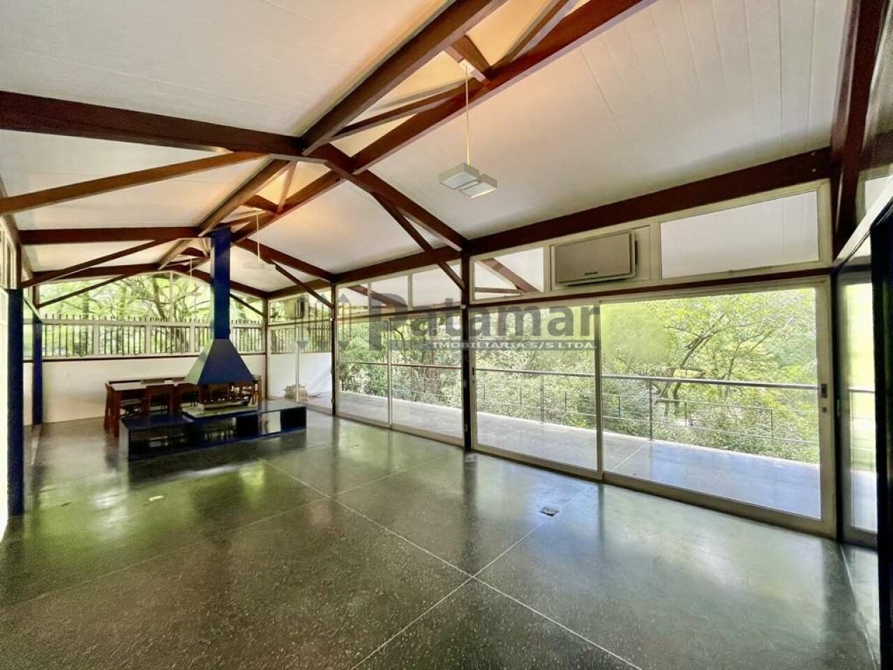 Casa em Condomínio para Venda - Chácara do Refúgio