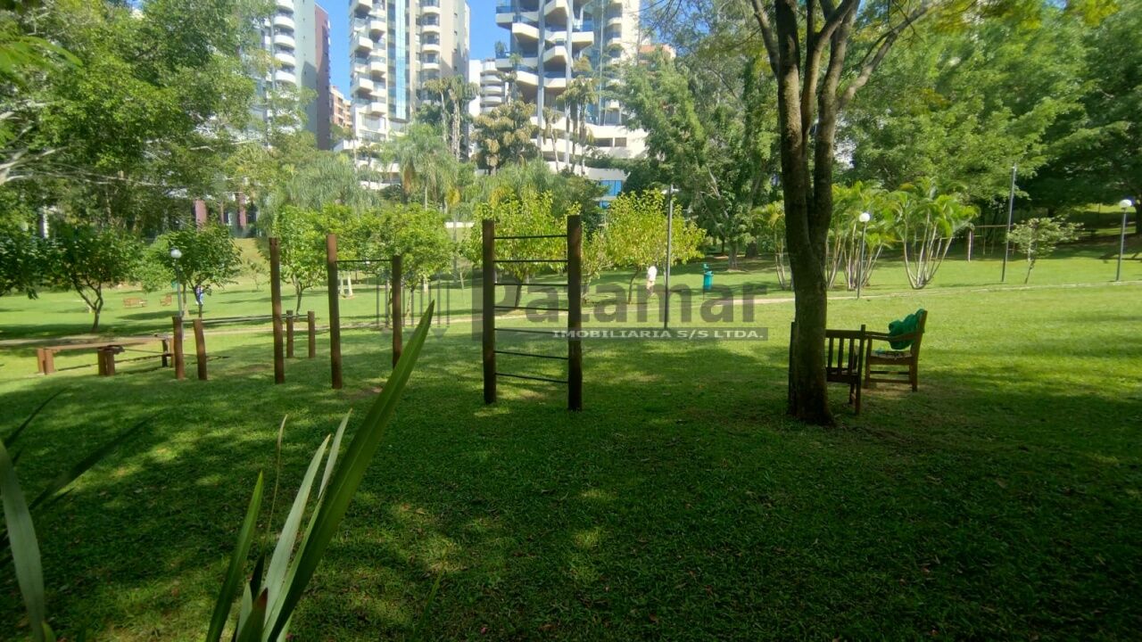 Sobrado em Condomínio para Venda - Jardim Vitória Régia