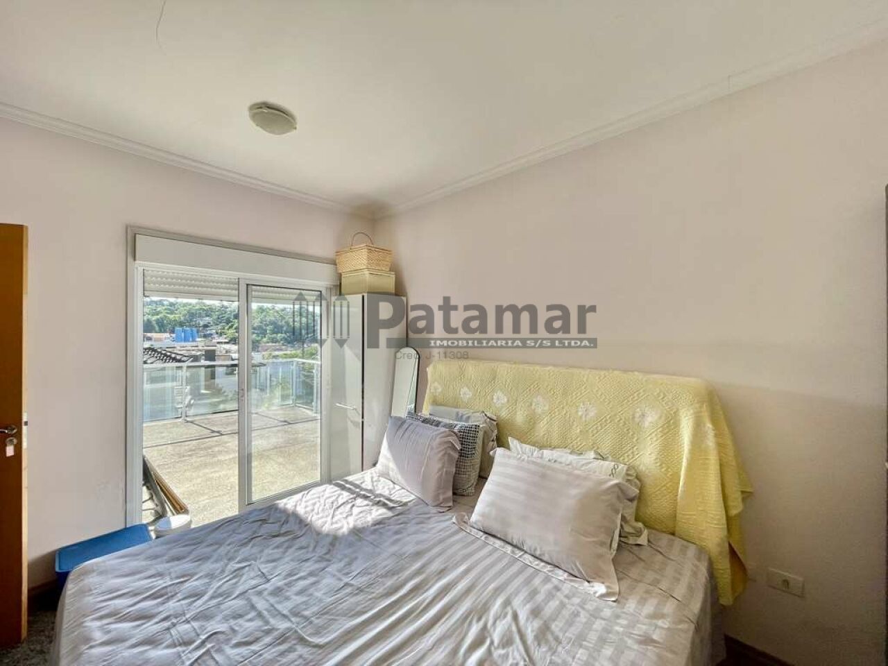 Casa em Condomínio para Venda - Jardim Colibri